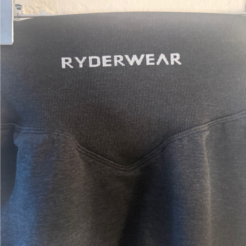 Ryderwear Black Seamless High Waisted Leggings Size S Sculpting Gym Activewear - Picture 3 of 6